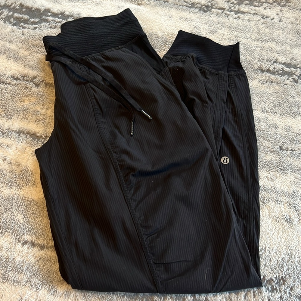 Lululemon  Dance Studio Mid-Rise Jogger
Full Length